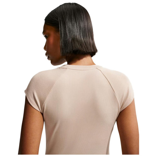 Nike Γυναικεία αμάνικη μπλούζα Sportswear Chill Knit Tight Ribbed Short-Sleeve Top